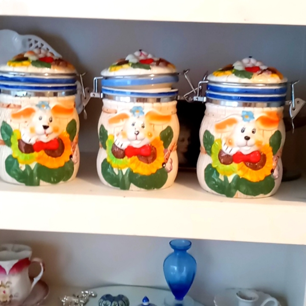 3 cannisters